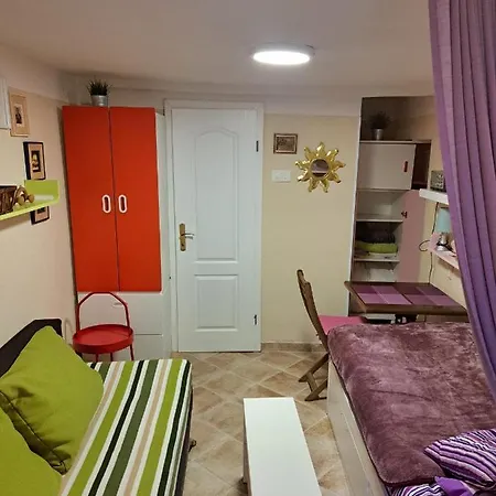 Apartment Tomic Cres